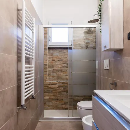 Appartement Modern 2-bed Workspace - Ac - Largo Dominioni - Casa Matildi